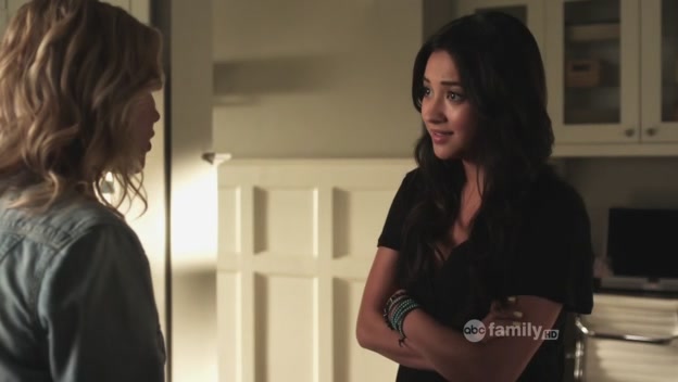 VampireDiariesWorld-dot-Org_PrettyLittleLiarsS02E09-4108.jpg