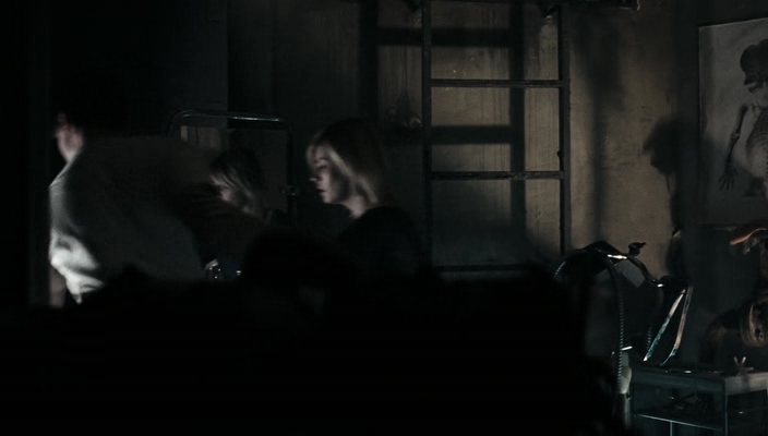 VampireDiariesWorld_dot_nl-Captivity2383.jpg