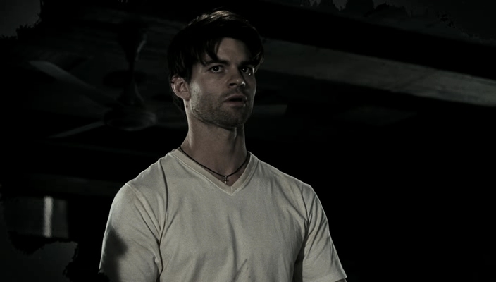 VampireDiariesWorld_dot_nl-Captivity2766.jpg