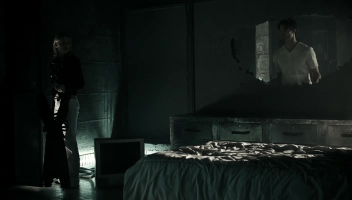 VampireDiariesWorld_dot_nl-Captivity2796.jpg