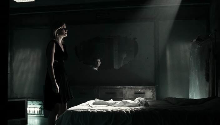 VampireDiariesWorld_dot_nl-Captivity2860.jpg