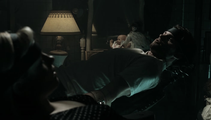 VampireDiariesWorld_dot_nl-Captivity3016.jpg