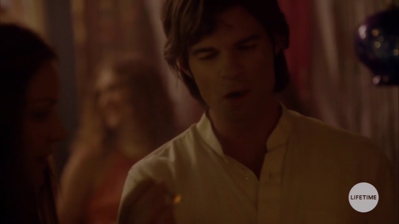 VampireDiariesWorld-dot-nl_TheLostWifeofRobertD00741.jpg