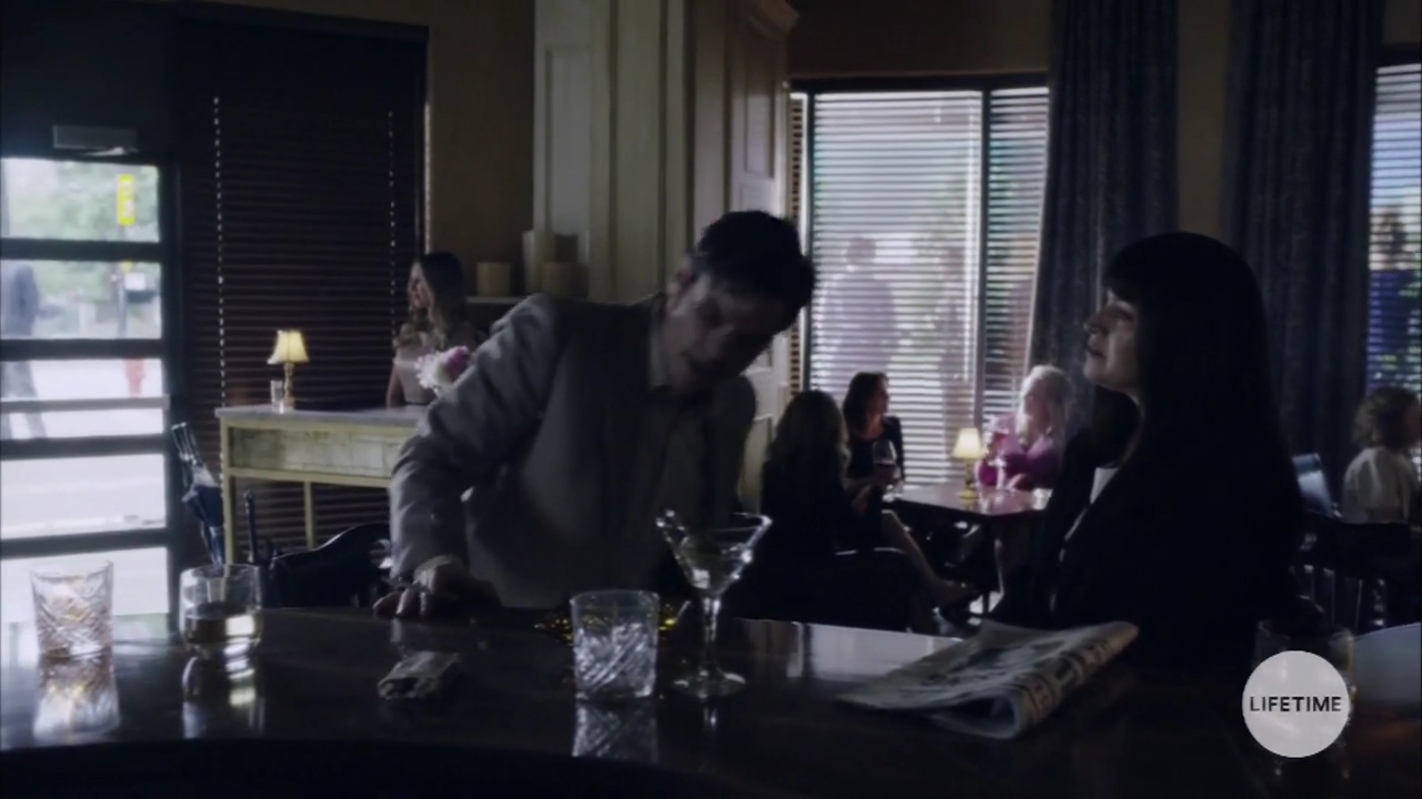 VampireDiariesWorld-dot-nl_TheLostWifeofRobertD01936.jpg