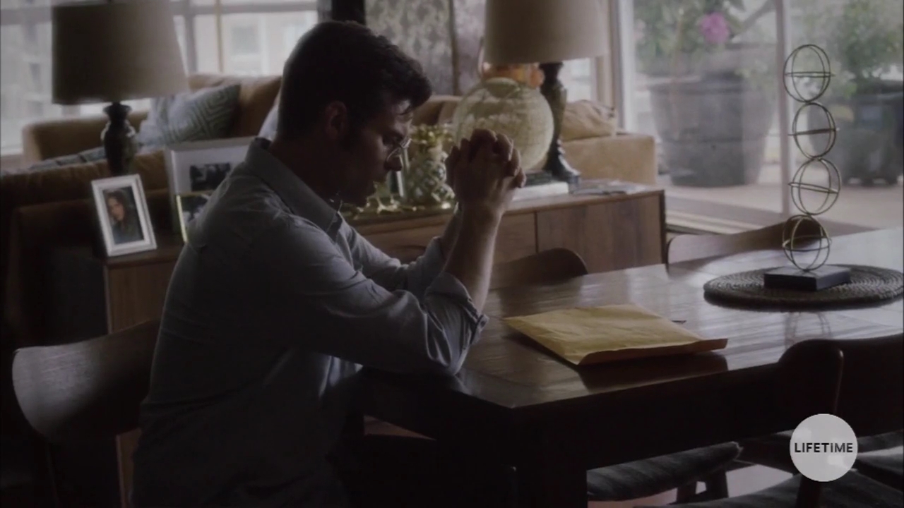 VampireDiariesWorld-dot-nl_TheLostWifeofRobertD04140.jpg