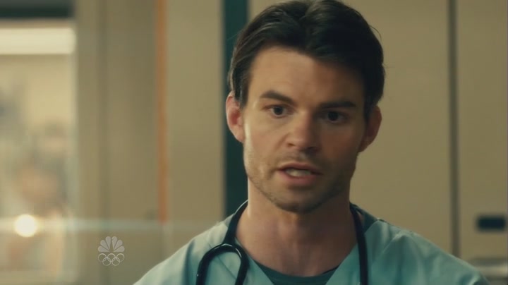 VampireDiariesWorld-dot-org_SavingHopeS01E01-1279.jpg VampireDiariesWorld-dot-org_SavingHopeS01E01-1279.jpg