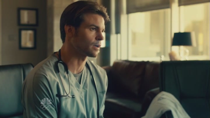 VampireDiariesWorld-dot-org_SavingHopeS01E01-2050.jpg VampireDiariesWorld-dot-org_SavingHopeS01E01-2050.jpg