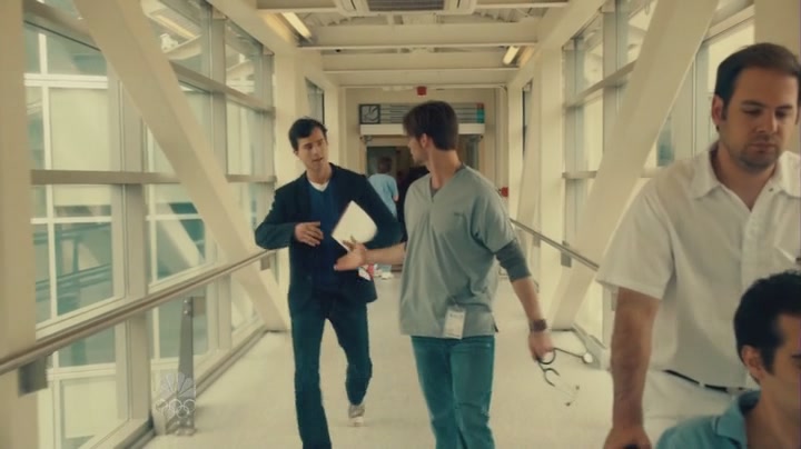 VampireDiariesWorld-dot-org_SavingHopeS01E01-2112.jpg VampireDiariesWorld-dot-org_SavingHopeS01E01-2112.jpg