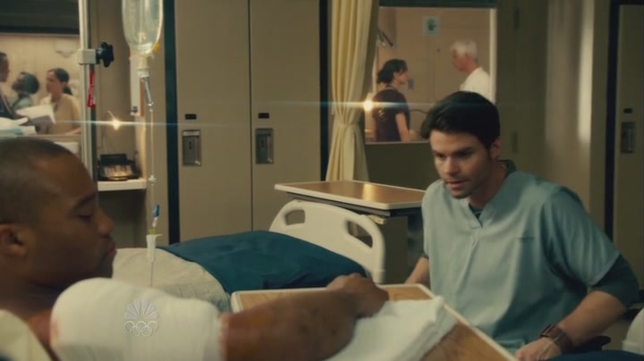VampireDiariesWorld-dot-org_SavingHopeS01E01-2244.jpg
