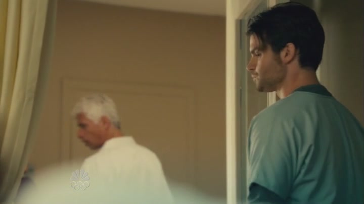 VampireDiariesWorld-dot-org_SavingHopeS01E01-2248.jpg