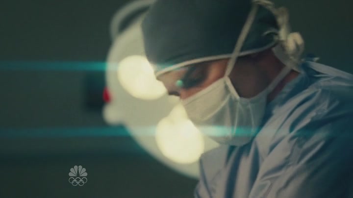 VampireDiariesWorld-dot-org_SavingHopeS01E03-0532.jpg
