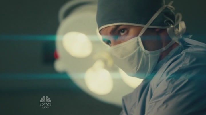 VampireDiariesWorld-dot-org_SavingHopeS01E03-0534.jpg