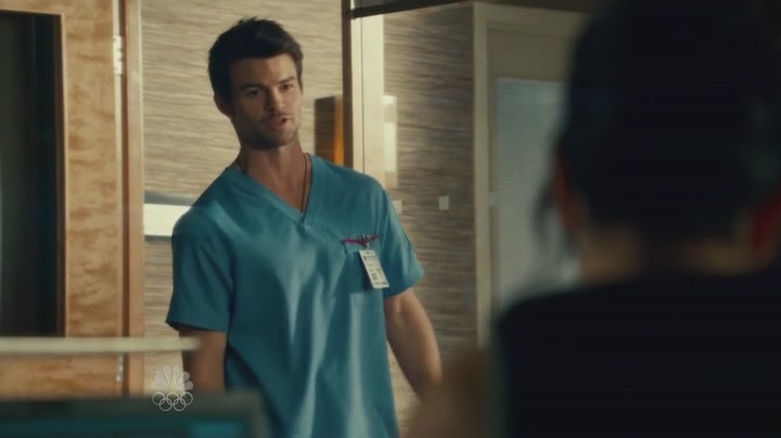 VampireDiariesWorld-dot-org_SavingHopeS01E03-1045.jpg