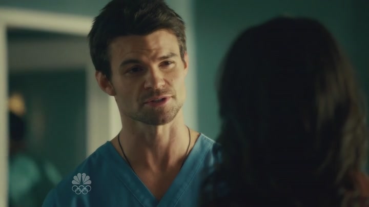 VampireDiariesWorld-dot-org_SavingHopeS01E03-1384.jpg