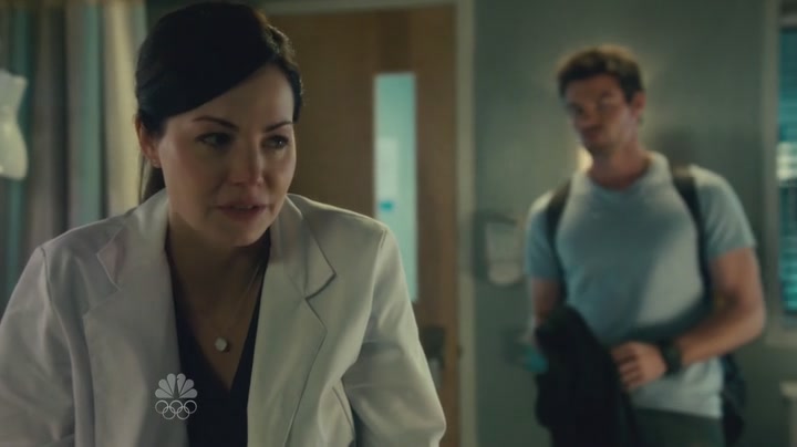 VampireDiariesWorld-dot-org_SavingHopeS01E03-2311.jpg