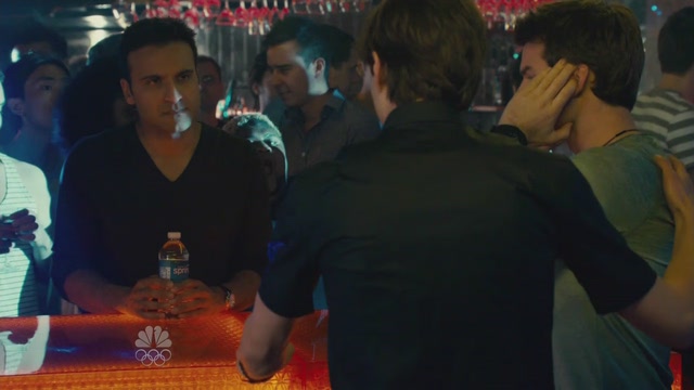 VampireDiariesWorld-dot-org_SavingHopeS01E04-0947.jpg