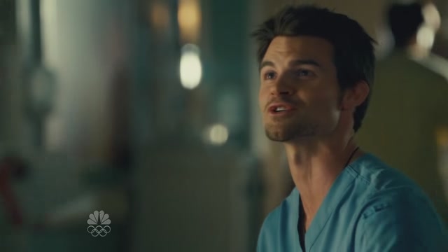 VampireDiariesWorld-dot-org_SavingHopeS01E04-1228.jpg