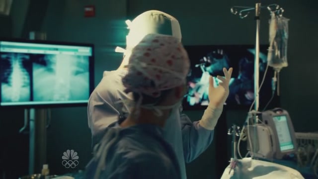 VampireDiariesWorld-dot-org_SavingHopeS01E04-1984.jpg VampireDiariesWorld-dot-org_SavingHopeS01E04-1984.jpg