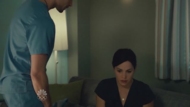 VampireDiariesWorld-dot-org_SavingHopeS01E04-2454.jpg