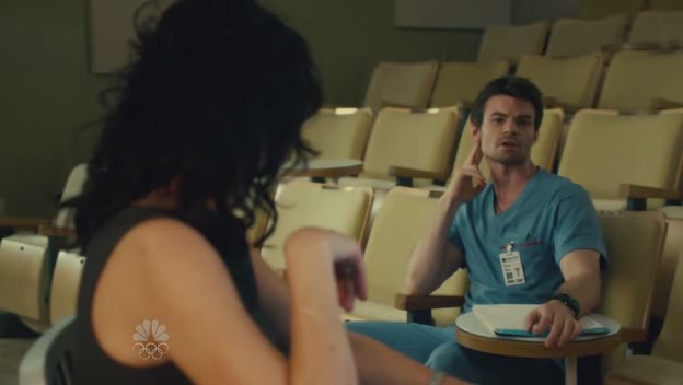 VampireDiariesWorld-dot-org_SavingHopeS01E05-0302.jpg