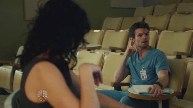 VampireDiariesWorld-dot-org_SavingHopeS01E05-0303.jpg