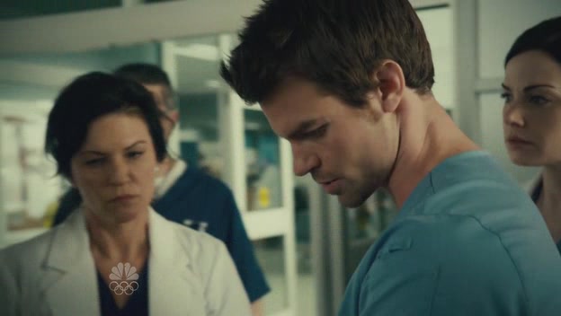 VampireDiariesWorld-dot-org_SavingHopeS01E05-0528.jpg
