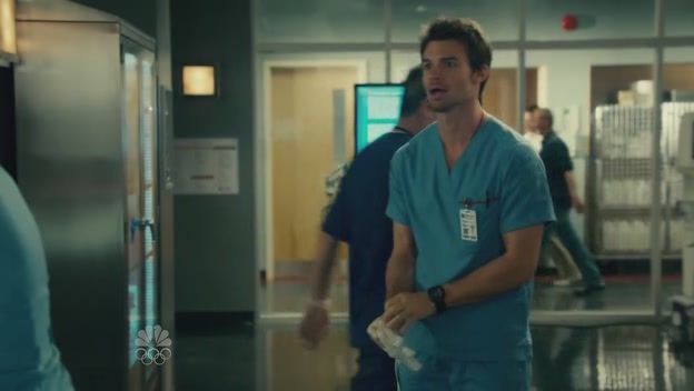 VampireDiariesWorld-dot-org_SavingHopeS01E05-0675.jpg
