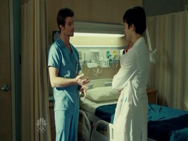 VampireDiariesWorld-dot-org_SavingHopeS01E06-1382.jpg
