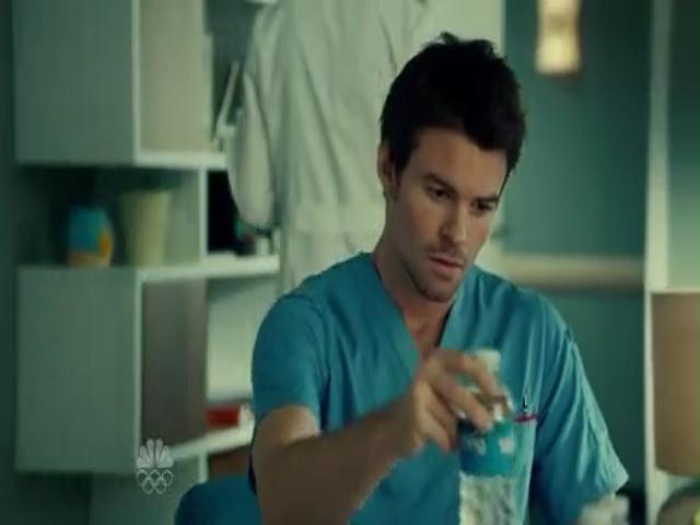 VampireDiariesWorld-dot-org_SavingHopeS01E06-2233.jpg