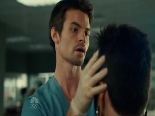 VampireDiariesWorld-dot-org_SavingHopeS01E07-0553.jpg