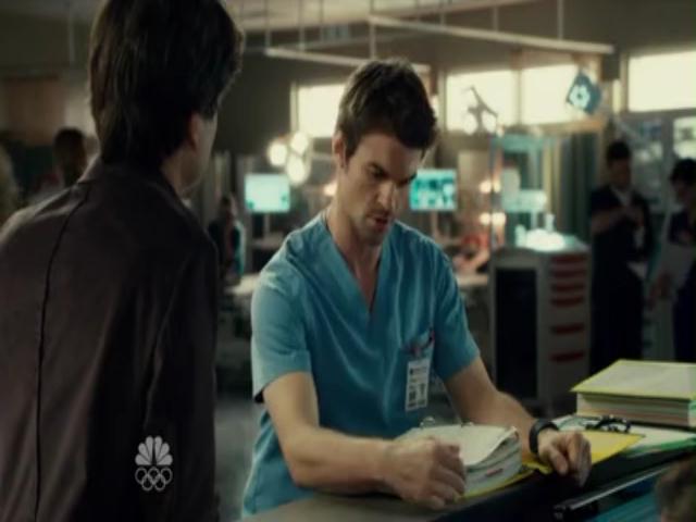 VampireDiariesWorld-dot-org_SavingHopeS01E07-1076.jpg