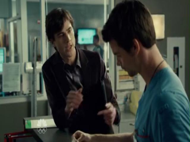 VampireDiariesWorld-dot-org_SavingHopeS01E07-1081.jpg