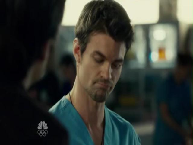 VampireDiariesWorld-dot-org_SavingHopeS01E07-1097.jpg