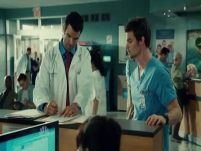 VampireDiariesWorld-dot-org_SavingHopeS01E07-1485.jpg