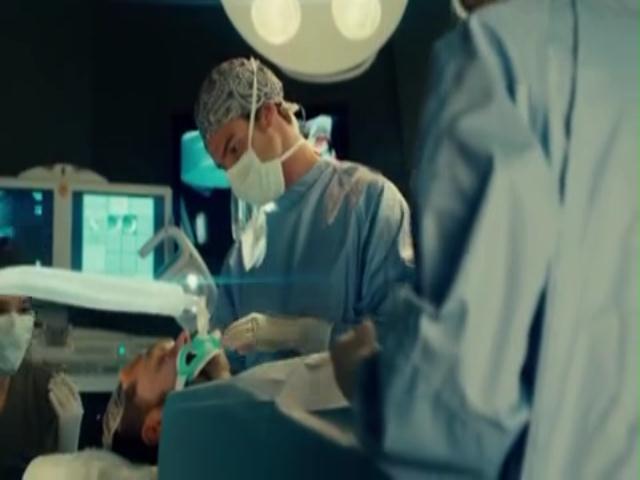 VampireDiariesWorld-dot-org_SavingHopeS01E07-1571.jpg