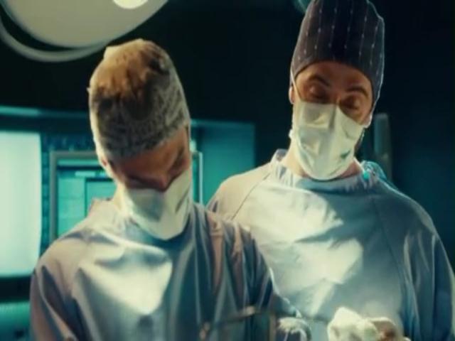 VampireDiariesWorld-dot-org_SavingHopeS01E07-1578.jpg