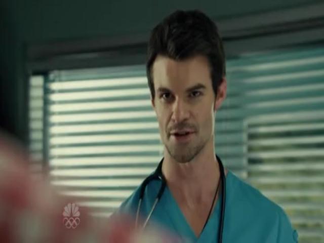 VampireDiariesWorld-dot-org_SavingHopeS01E07-1769.jpg