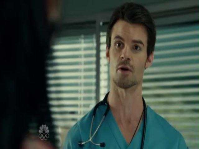 VampireDiariesWorld-dot-org_SavingHopeS01E07-1779.jpg