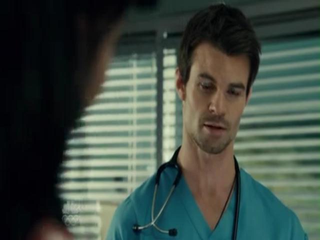 VampireDiariesWorld-dot-org_SavingHopeS01E07-1786.jpg