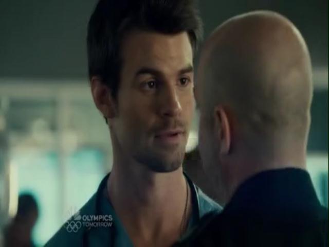 VampireDiariesWorld-dot-org_SavingHopeS01E08-0740.jpg