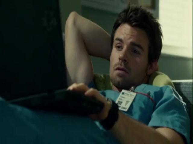 VampireDiariesWorld-dot-org_SavingHopeS01E08-0921.jpg