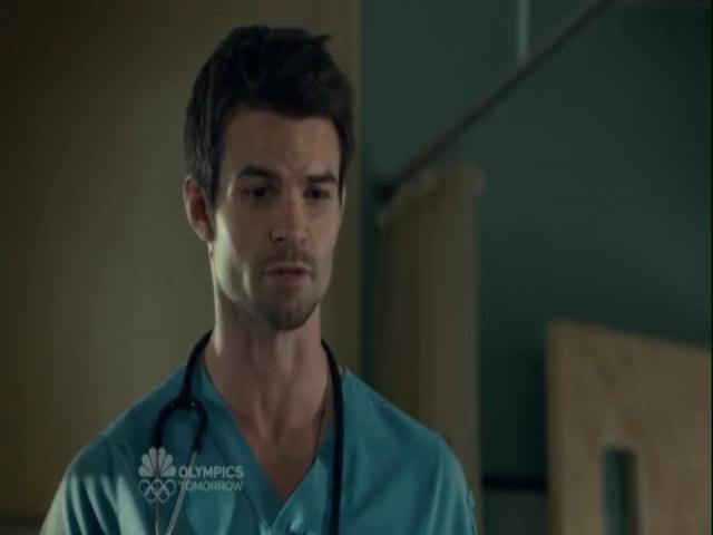 VampireDiariesWorld-dot-org_SavingHopeS01E08-1454.jpg