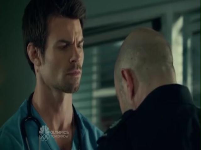 VampireDiariesWorld-dot-org_SavingHopeS01E08-1508.jpg