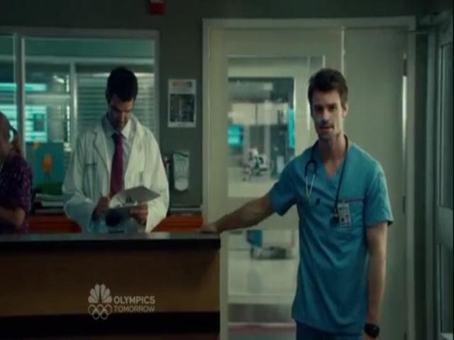 VampireDiariesWorld-dot-org_SavingHopeS01E08-1538.jpg