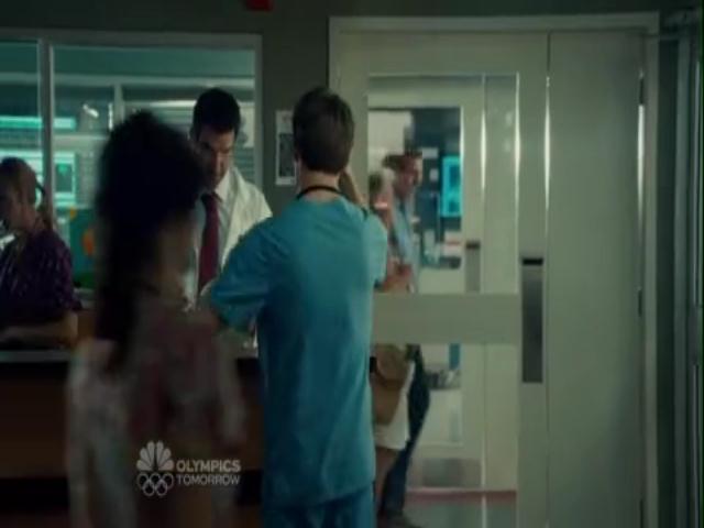VampireDiariesWorld-dot-org_SavingHopeS01E08-1543.jpg