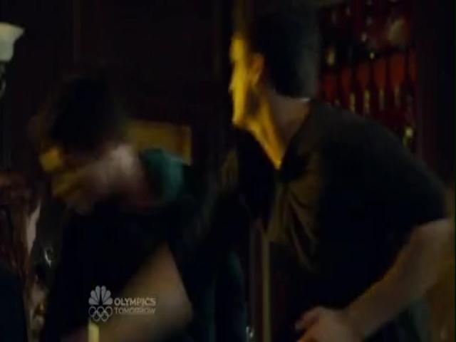 VampireDiariesWorld-dot-org_SavingHopeS01E08-2117.jpg