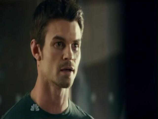 VampireDiariesWorld-dot-org_SavingHopeS01E09-0285.jpg