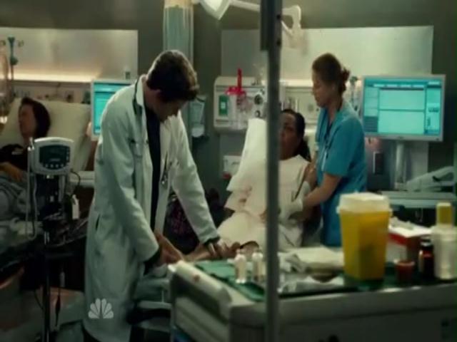 VampireDiariesWorld-dot-org_SavingHopeS01E09-0765.jpg
