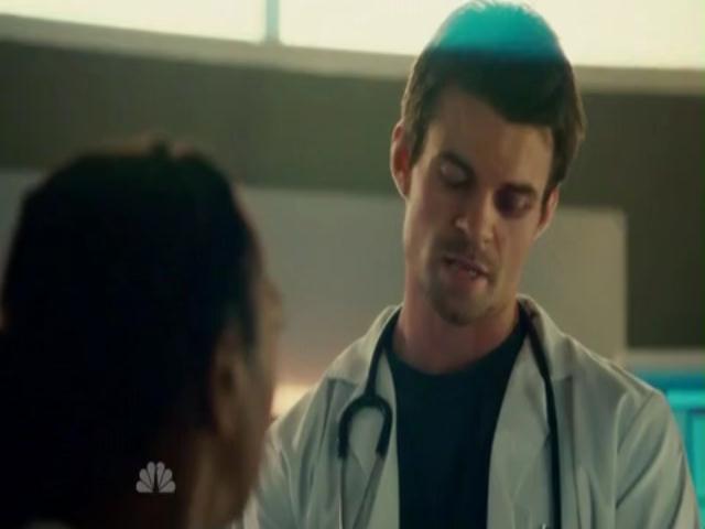 VampireDiariesWorld-dot-org_SavingHopeS01E09-1956.jpg