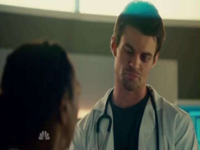 VampireDiariesWorld-dot-org_SavingHopeS01E09-1958.jpg